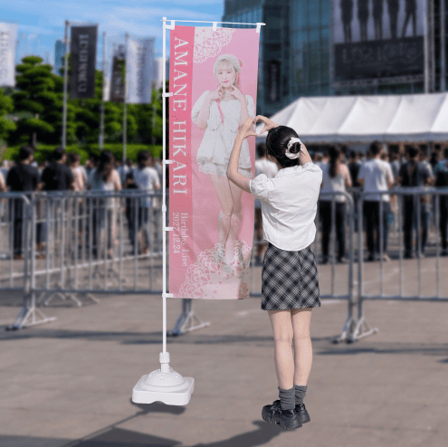 後ろ姿で撮っている写真